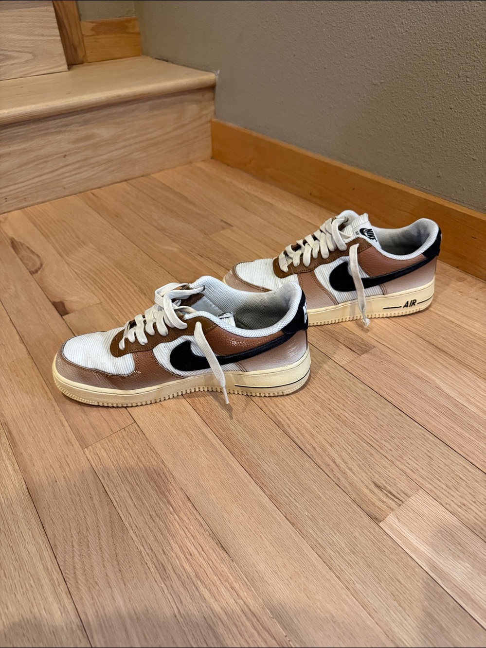 Nike Airforce 1 ‘07, timeless. Women 10. So much kick left!